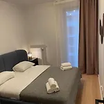 Apartment Wola Tower *