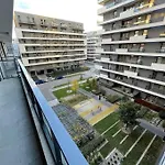 Wola Tower Apartment *
