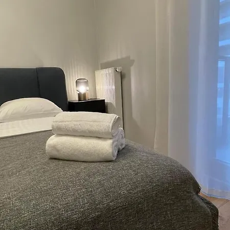 Wola Tower Apartment